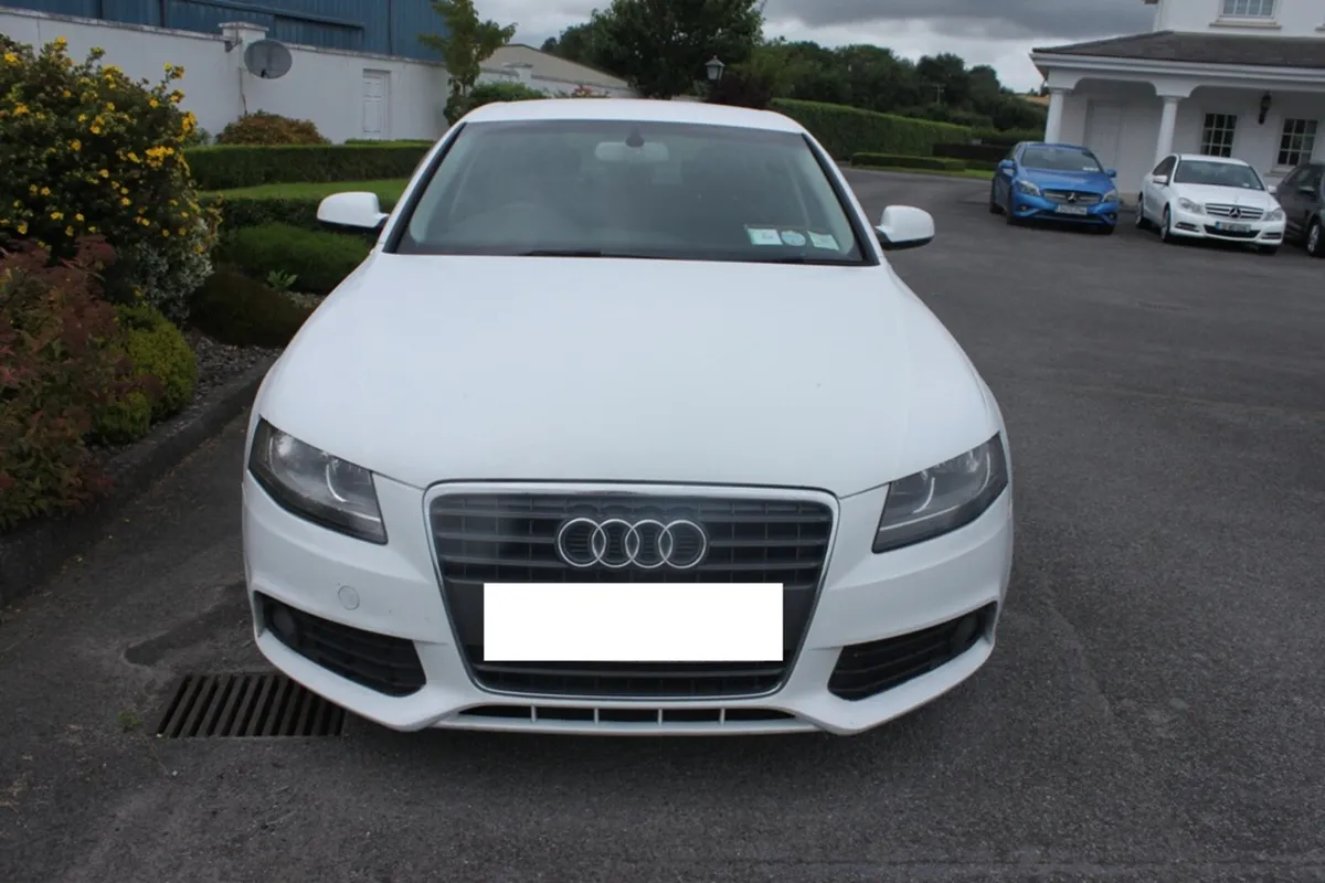 Audi A4 2.0 TDI SE,  2012 - Image 1