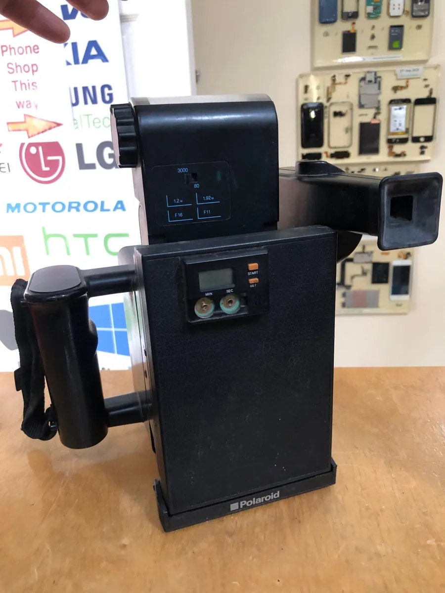 Polaroid Studio Express Vintage Camera - Image 3
