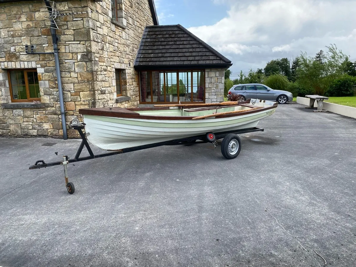 17ft Lake Boat with Trailer - Image 1