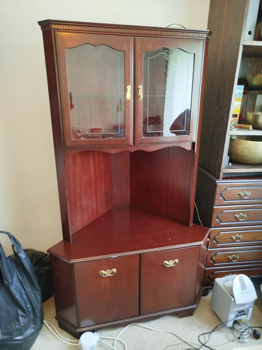 Corner Cabinet - Image 1