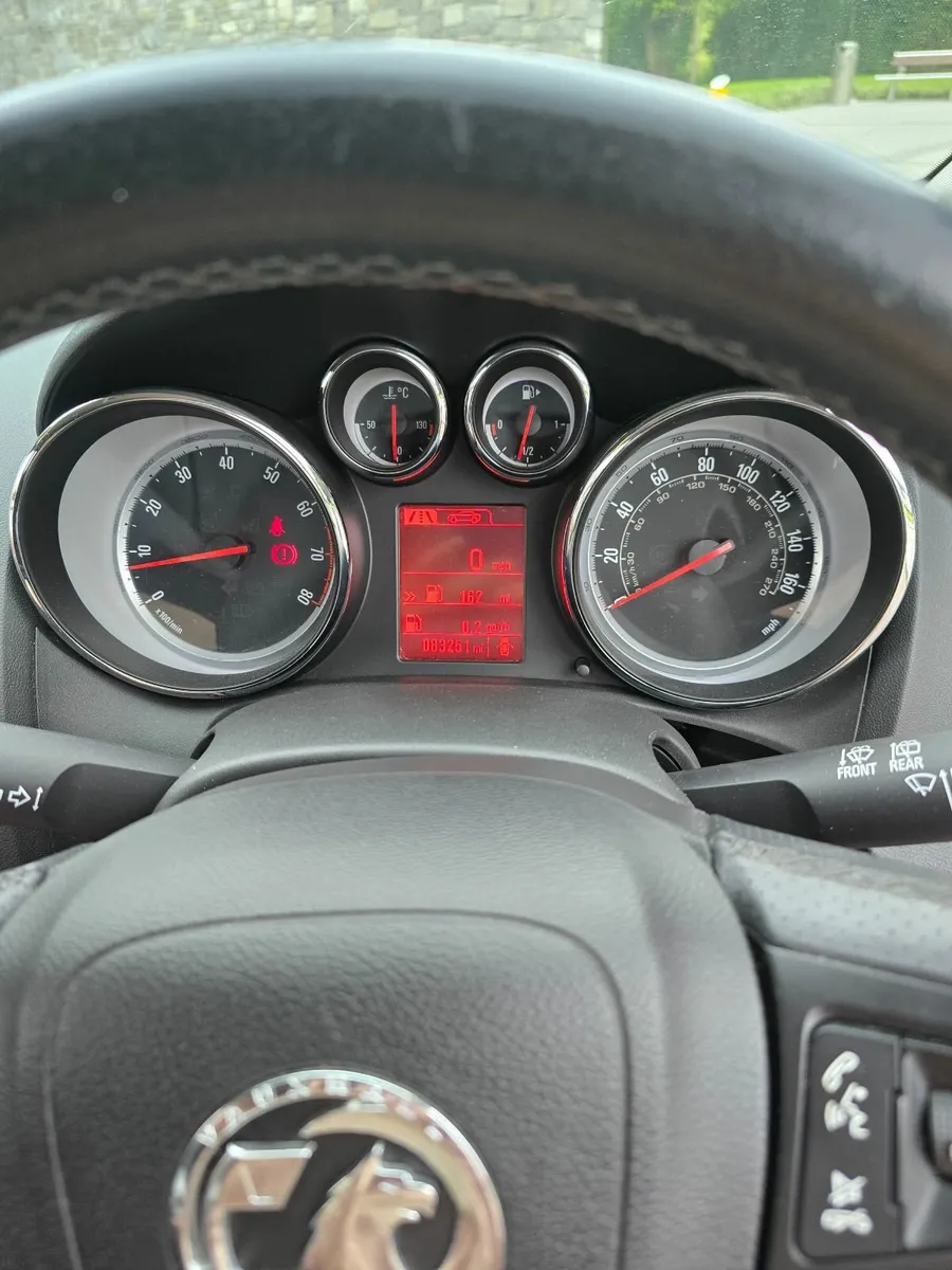 Vauxhall Astra SRI 2015 *83K MILES* - Image 4