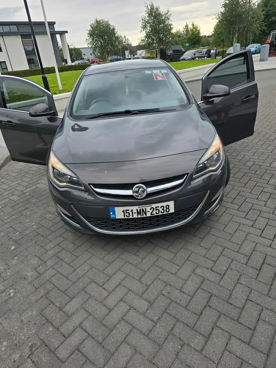 Vauxhall Astra SRI 2015 *83K MILES* - Image 1