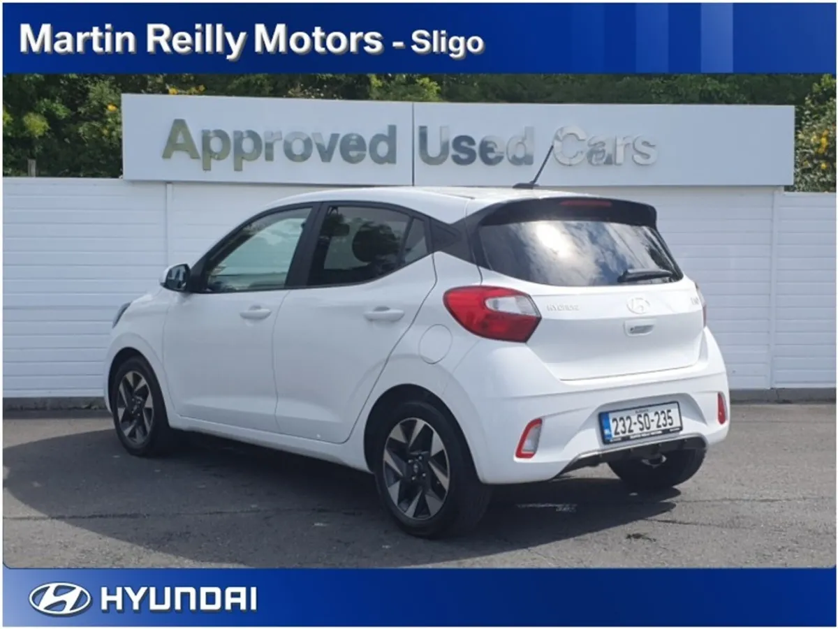 Hyundai i10 1.0 Deluxe Plus - Image 3