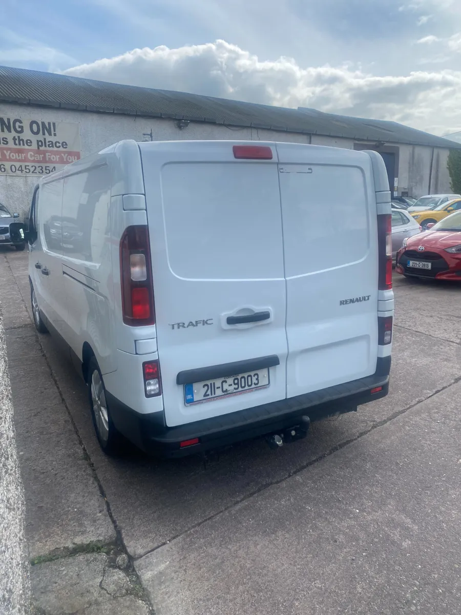 Renault Trafic 2021 - Image 4