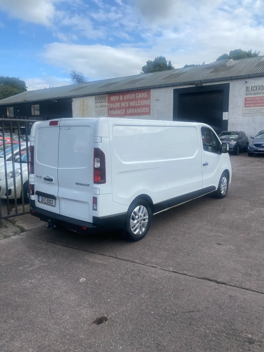 Renault Trafic 2021 - Image 3