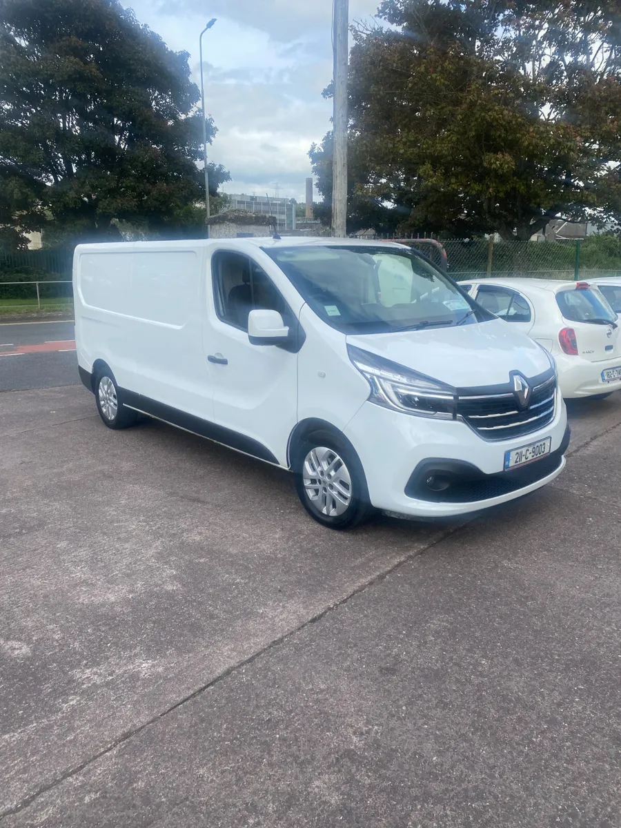 Renault Trafic 2021 - Image 1