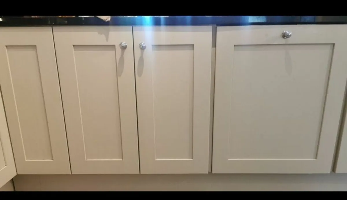 Kitchen - Image 3