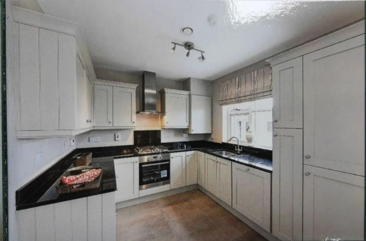 Kitchen - Image 1