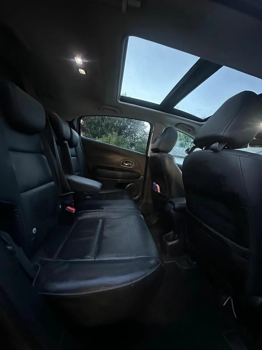 Honda HR-V 2018 - Image 2