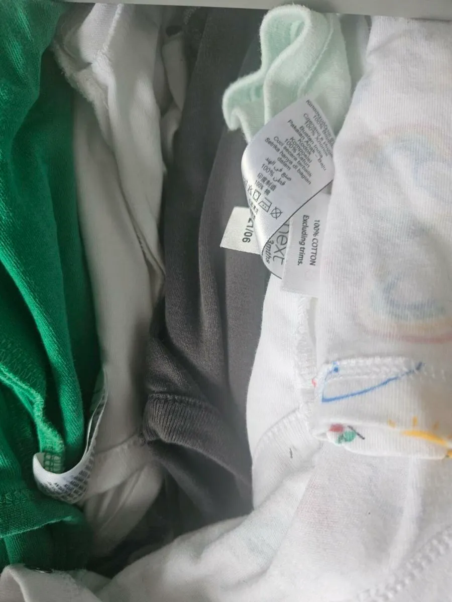 Free Newborn Clothes (boy)