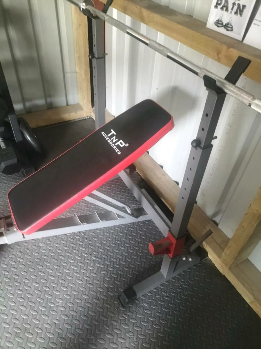 Barbell squat stand