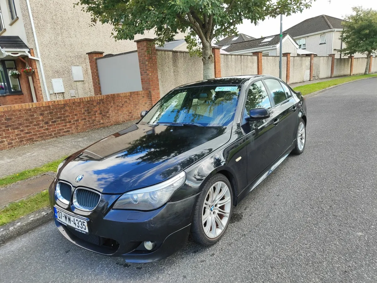 BMW 5-Series 2007 - Image 2