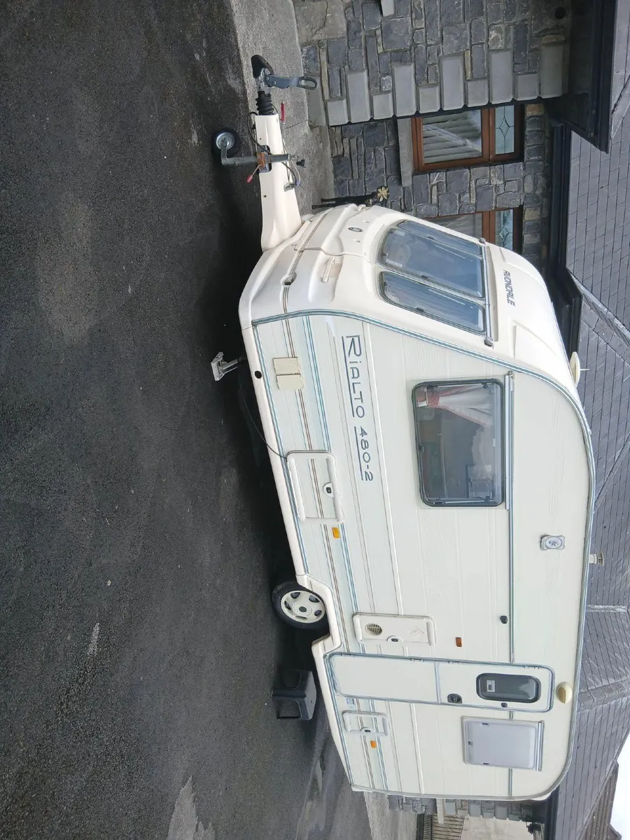Caravan 2 berth - Image 2