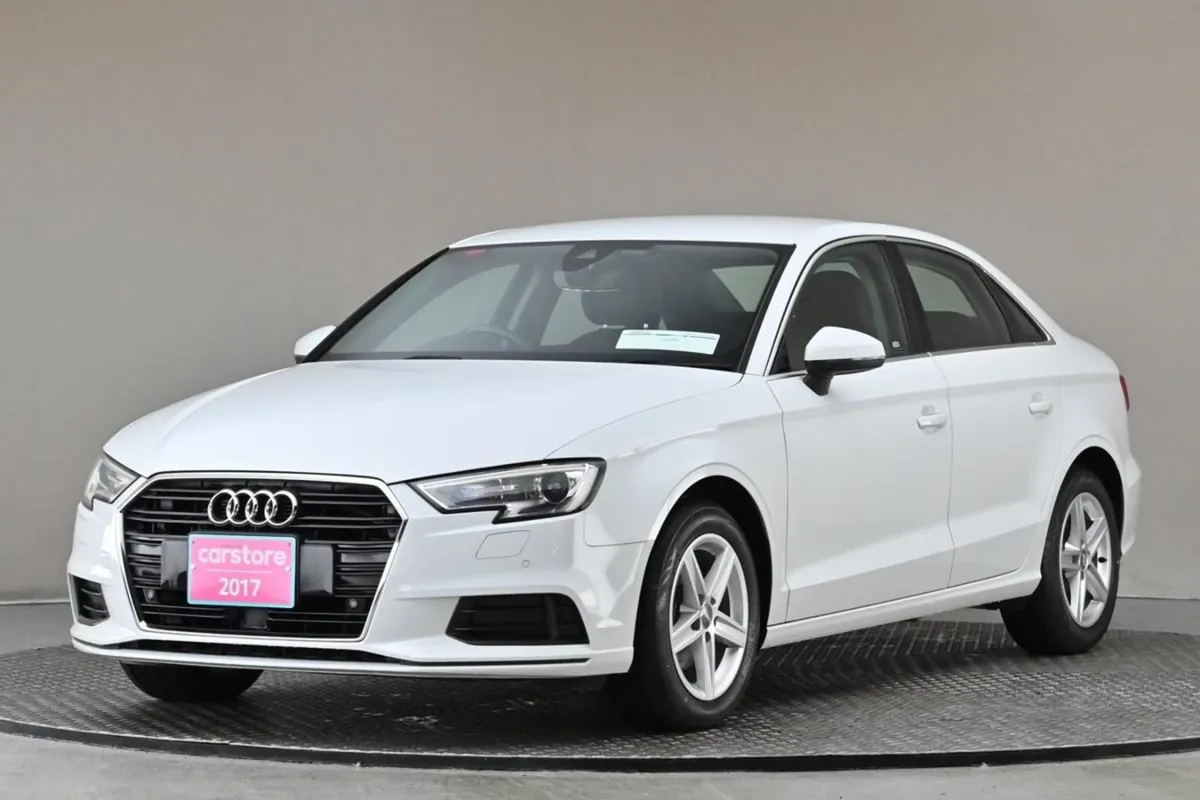 Audi A3 1.4 Tfsi S-tronic 4DR  reverse Cam park S - Image 3