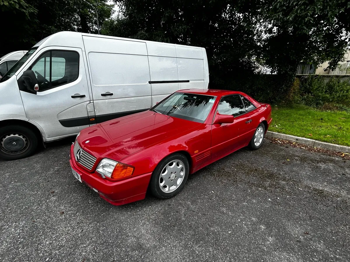 1990 Mercedes 300SL convertible - Image 2