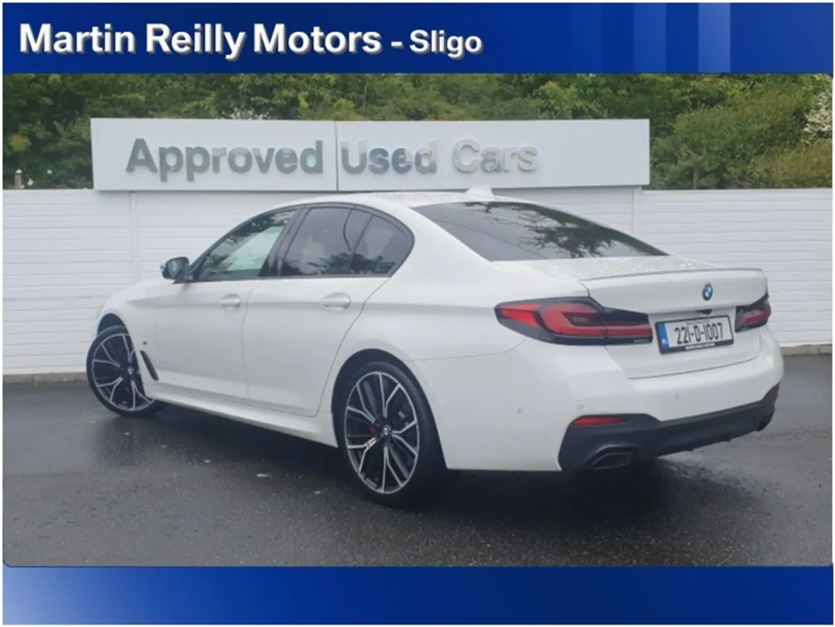 BMW 5-Series 520d M Sport Saloon - Pro & Visibilit - Image 3