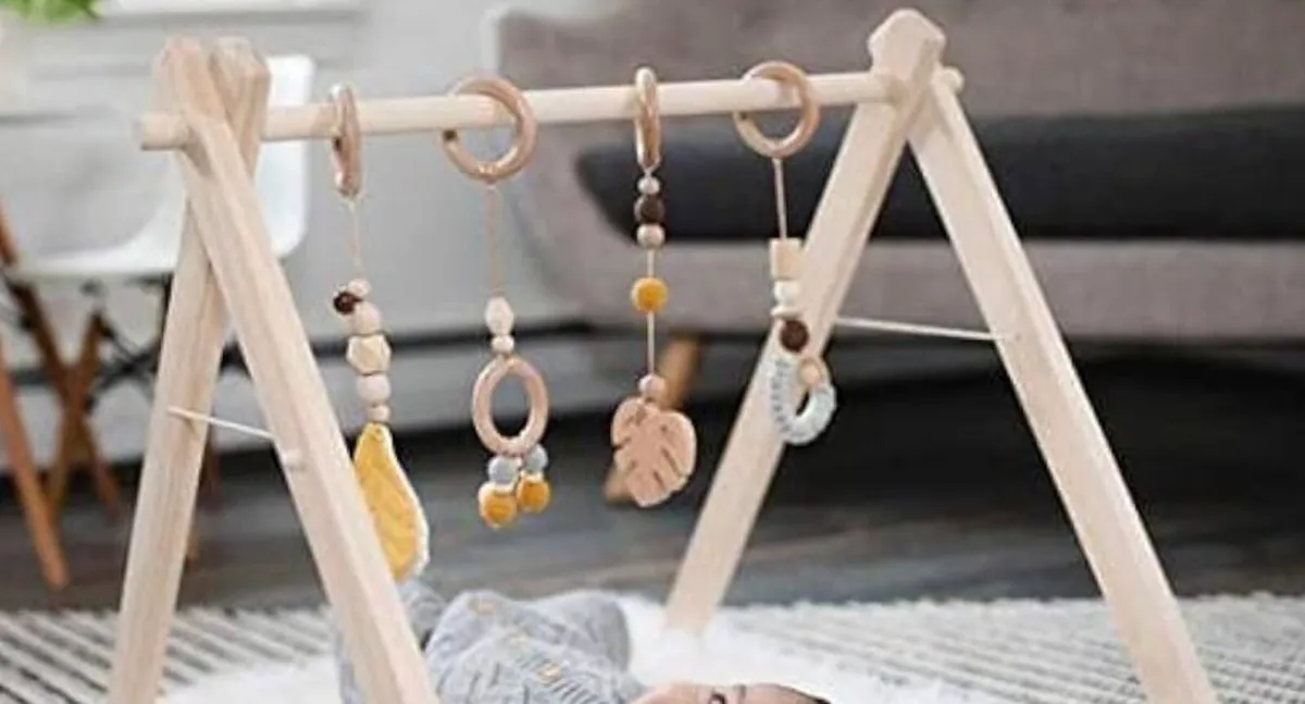 4 handing rattles - Image 4