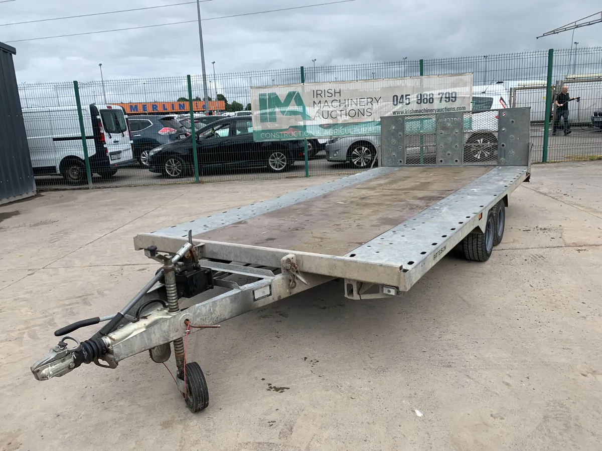 2017 BATESON TWIN AXLE TILT BED TRAILER FOR AUCTIO - Image 1