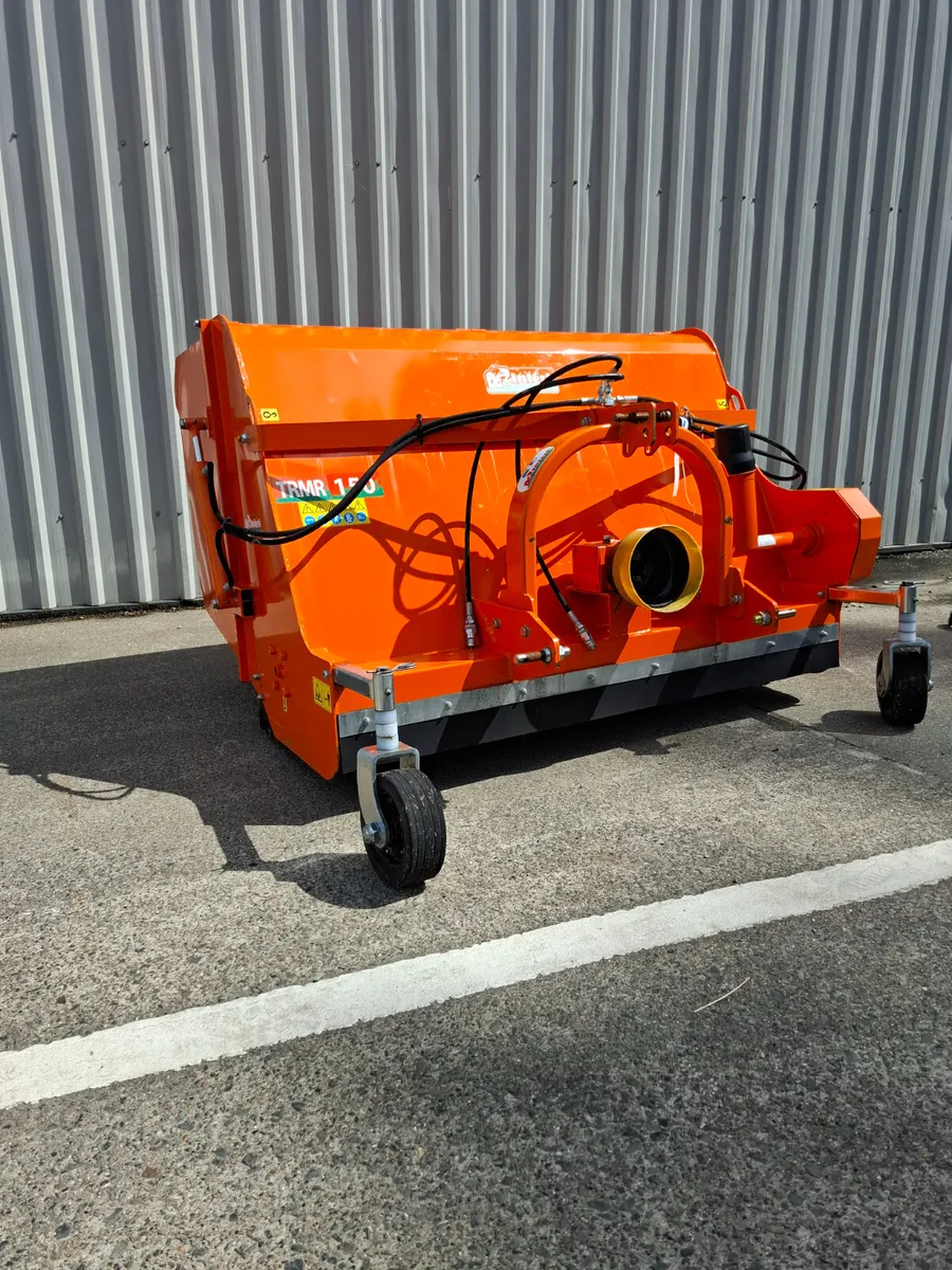 Rinieri TRMR Flail Collector Used Machine - Image 2