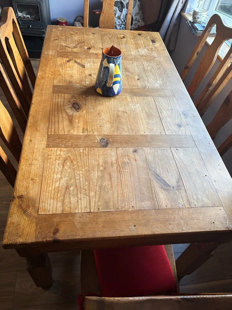 Dining Table and 6 chairs - Image 2