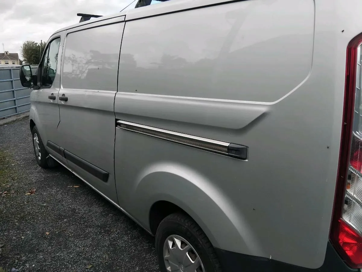 Ford transit custon - Image 4