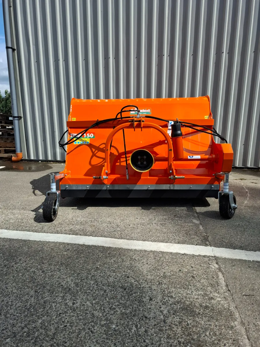Rinieri TRMR Flail Collector Used Machine - Image 1