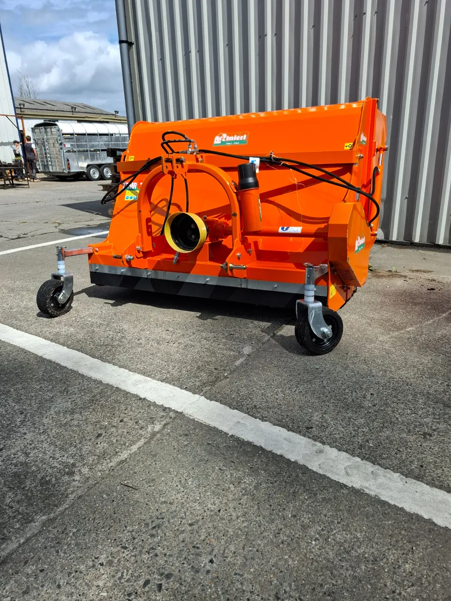 Rinieri TRMR Flail Collector Used Machine - Image 4