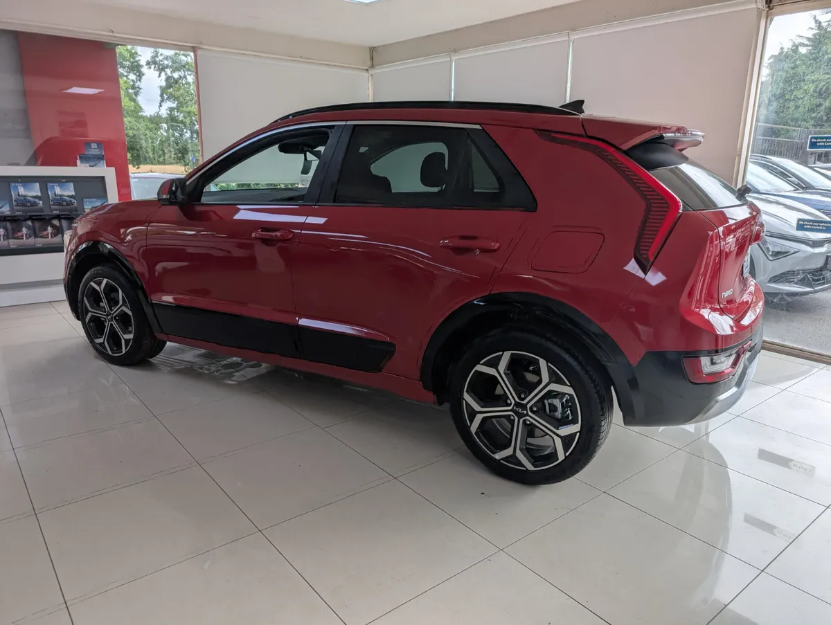 Kia Niro HEV 2025 (Demo) - Image 3