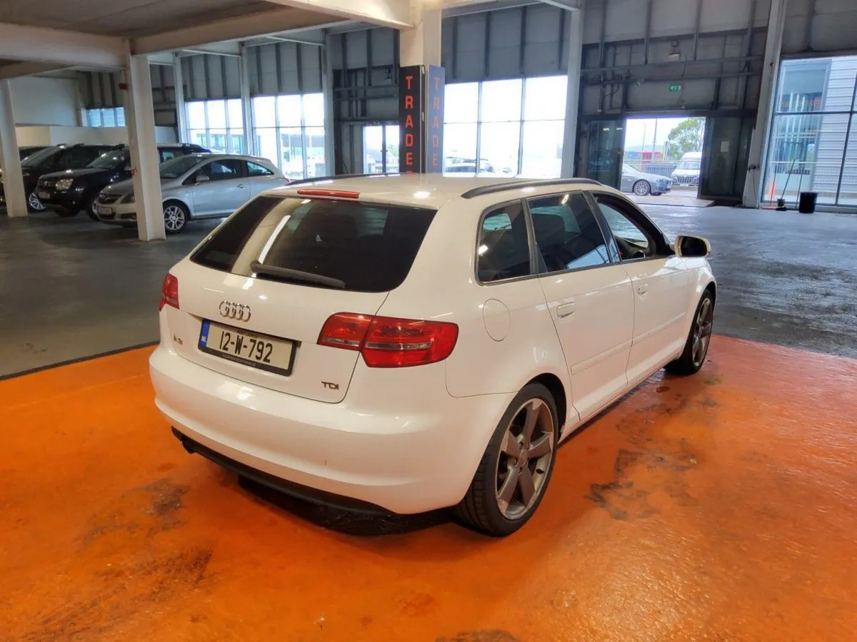 Audi A3 1.6 TDI Sport Sportback - Image 3