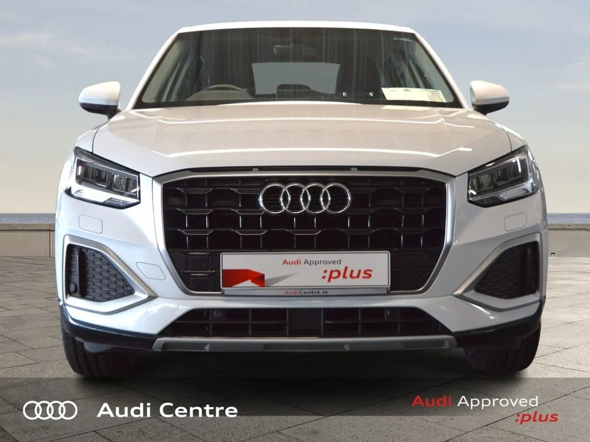 Audi Q2 30 Tfsi 110HP SE - Image 2
