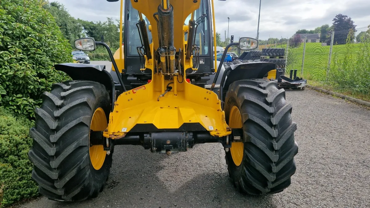2023 JCB TM320S - Image 3
