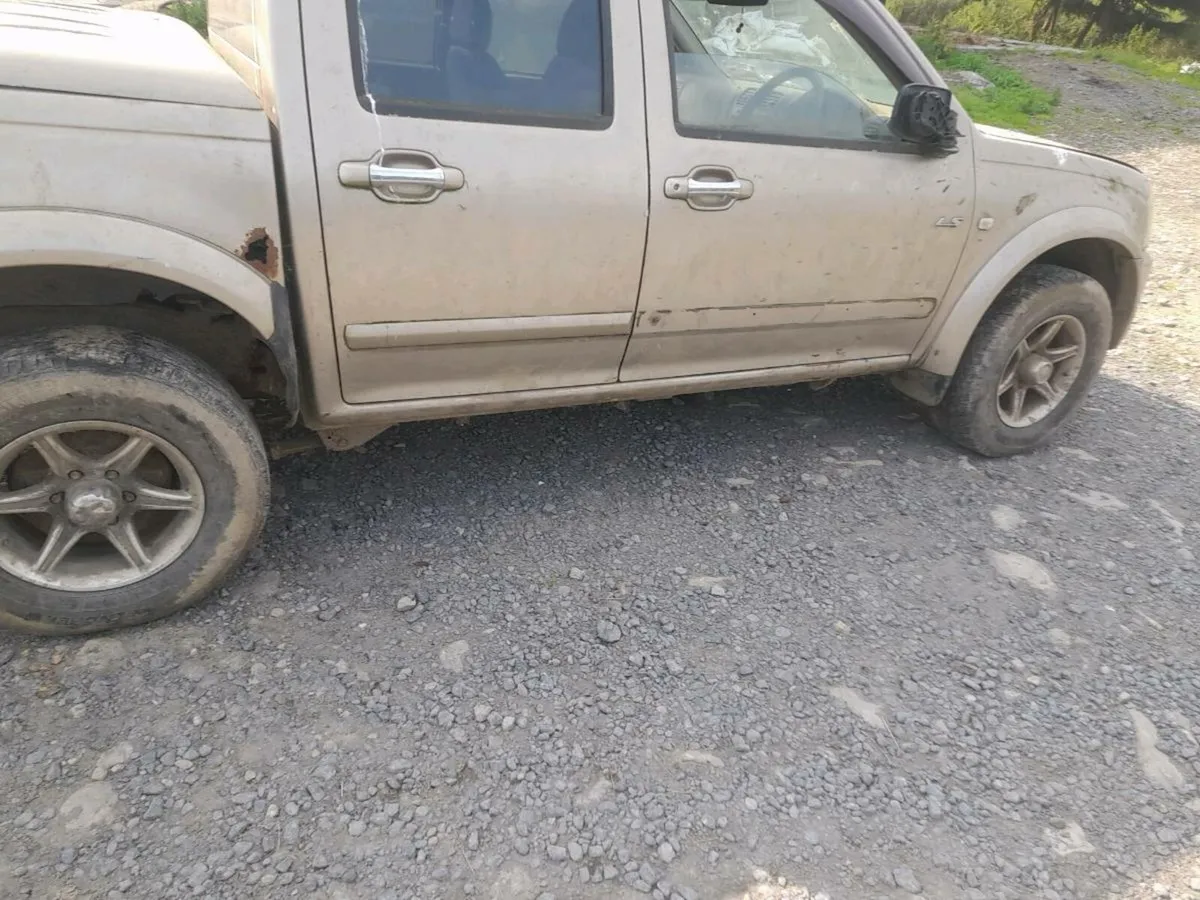 Isuzu Dmax - Image 3
