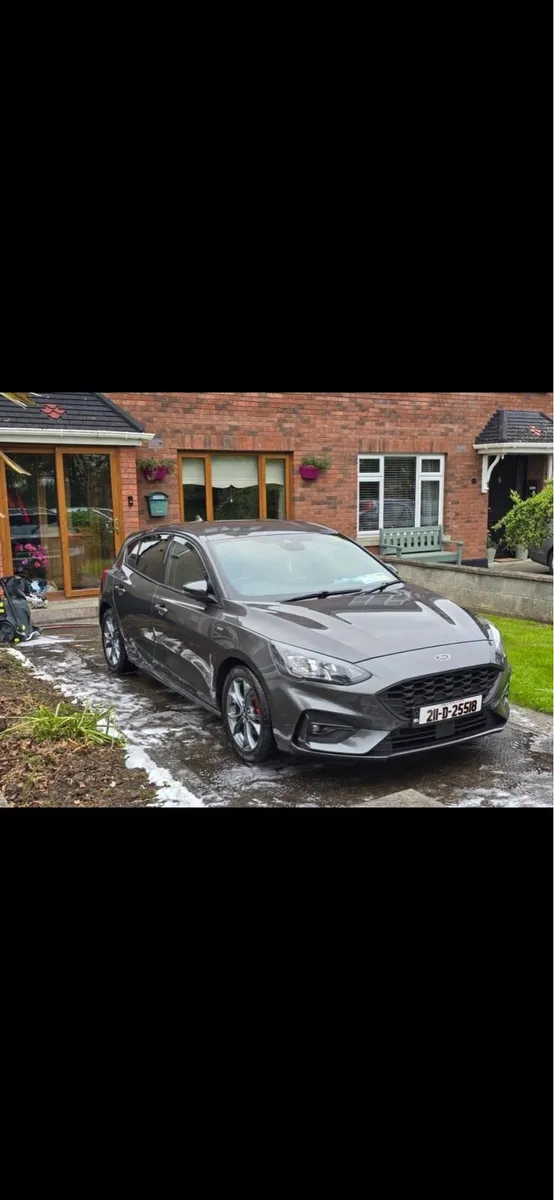 Ford Focus ST line 125BHP - Image 1