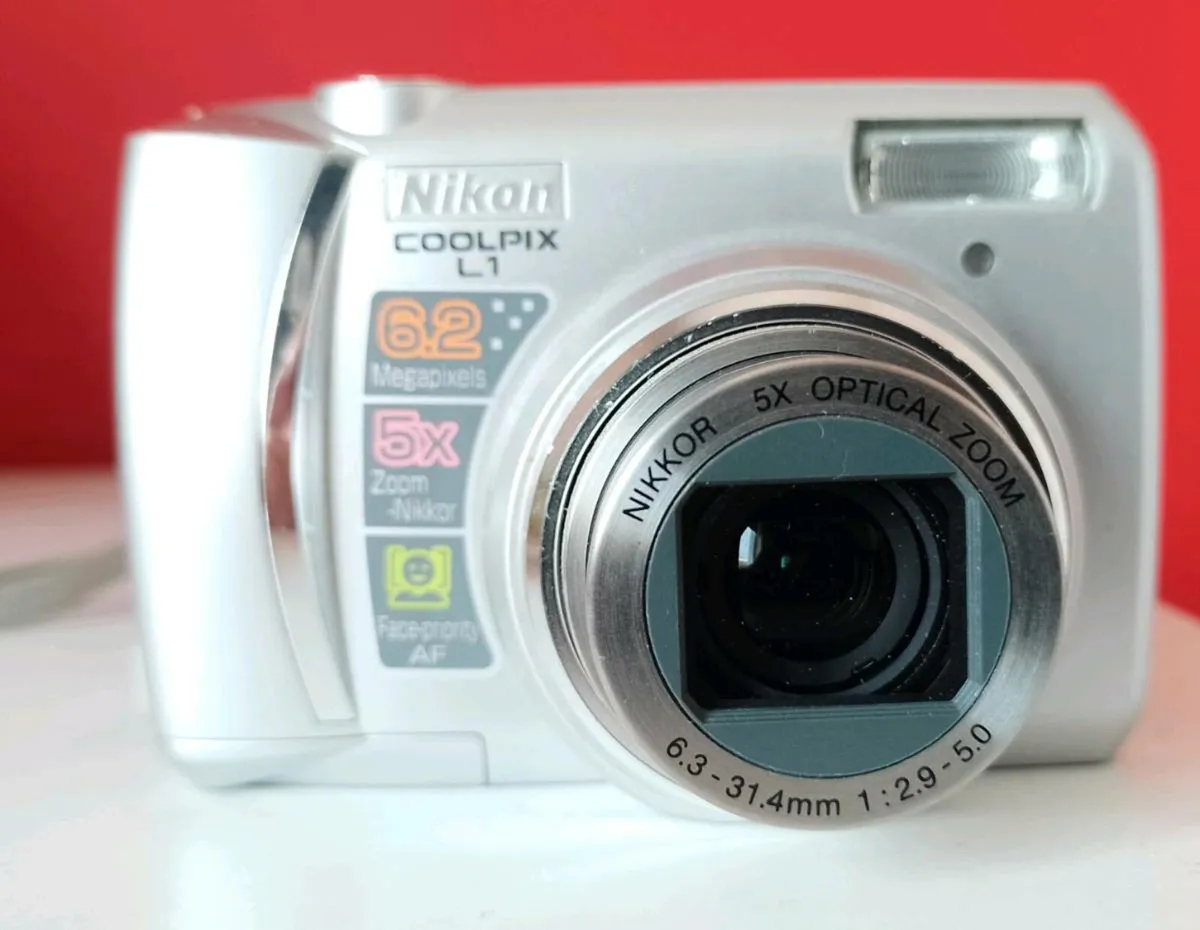 Ninok Coolpix L1 - Image 1