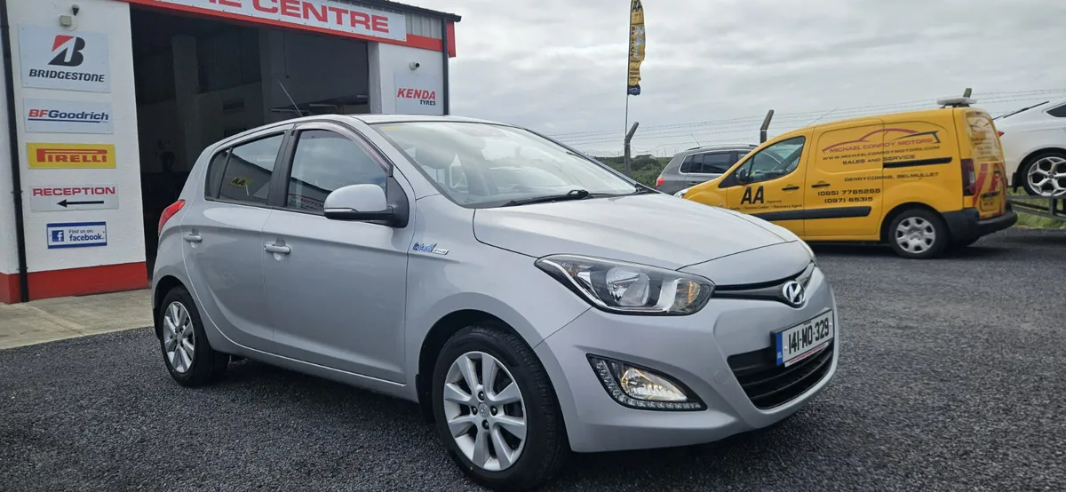 Hyundai i20 2014 - Image 2