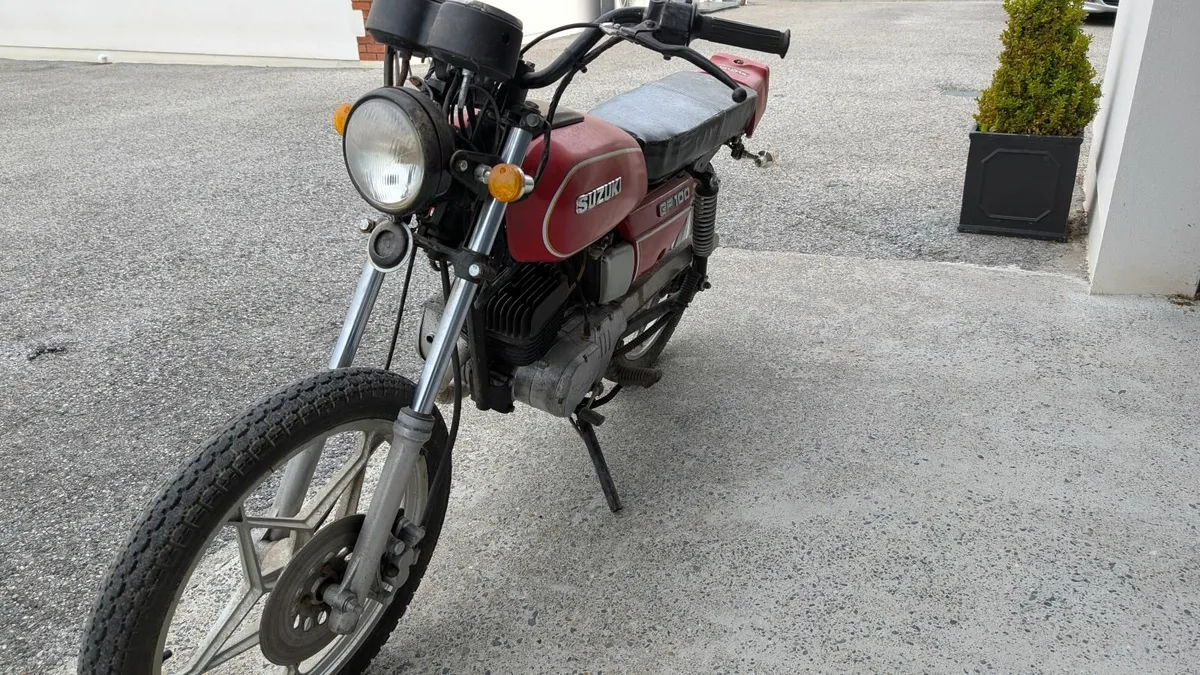 Suzuki GP 100 - Image 2