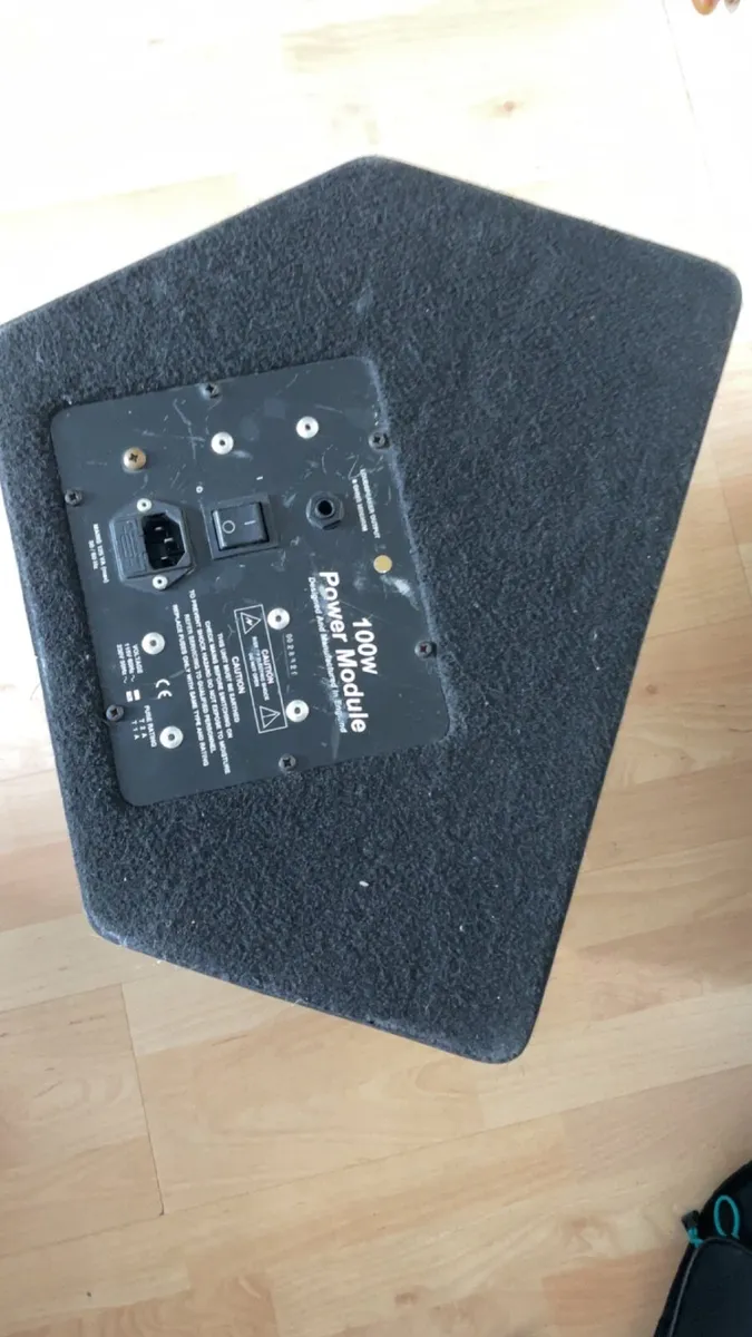 Music monitor - Image 1