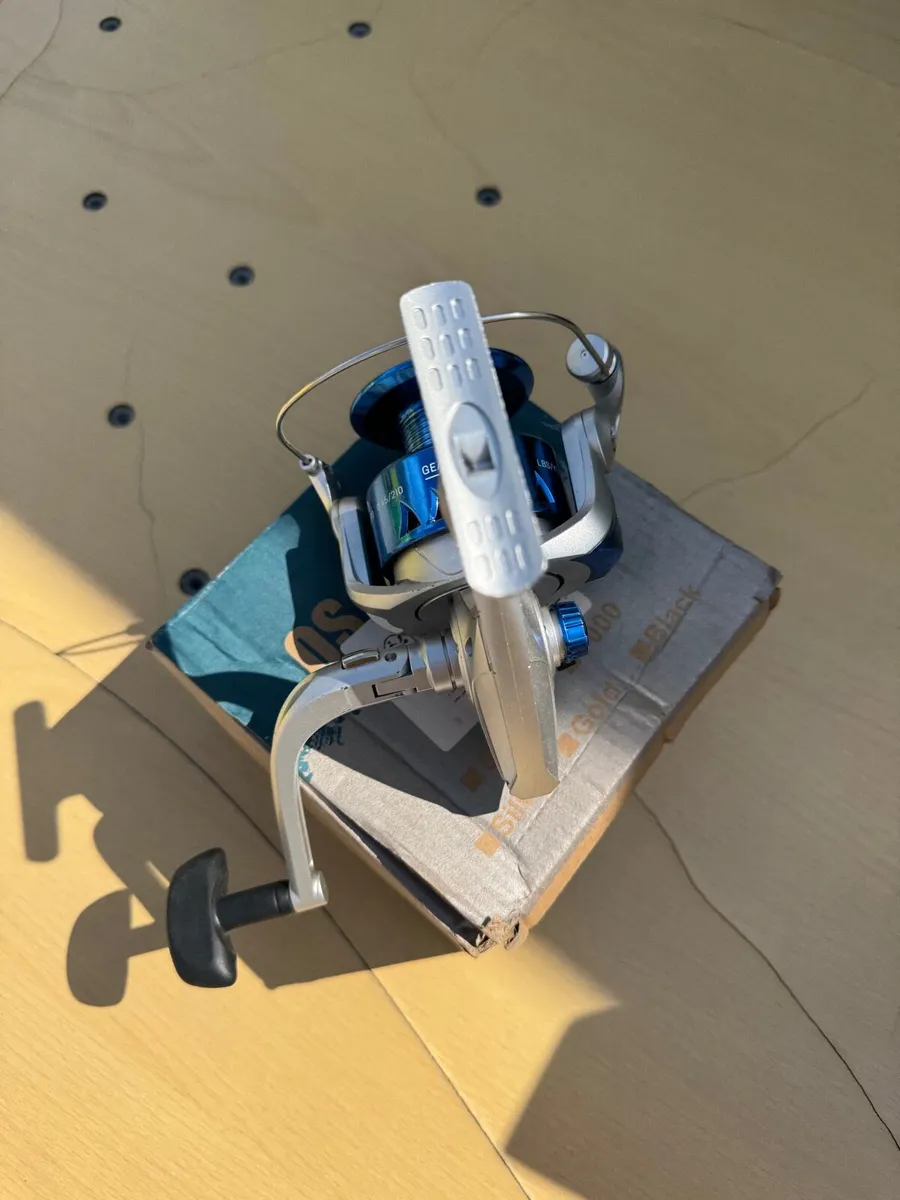 New 6000 Sea Lake Fishing reel