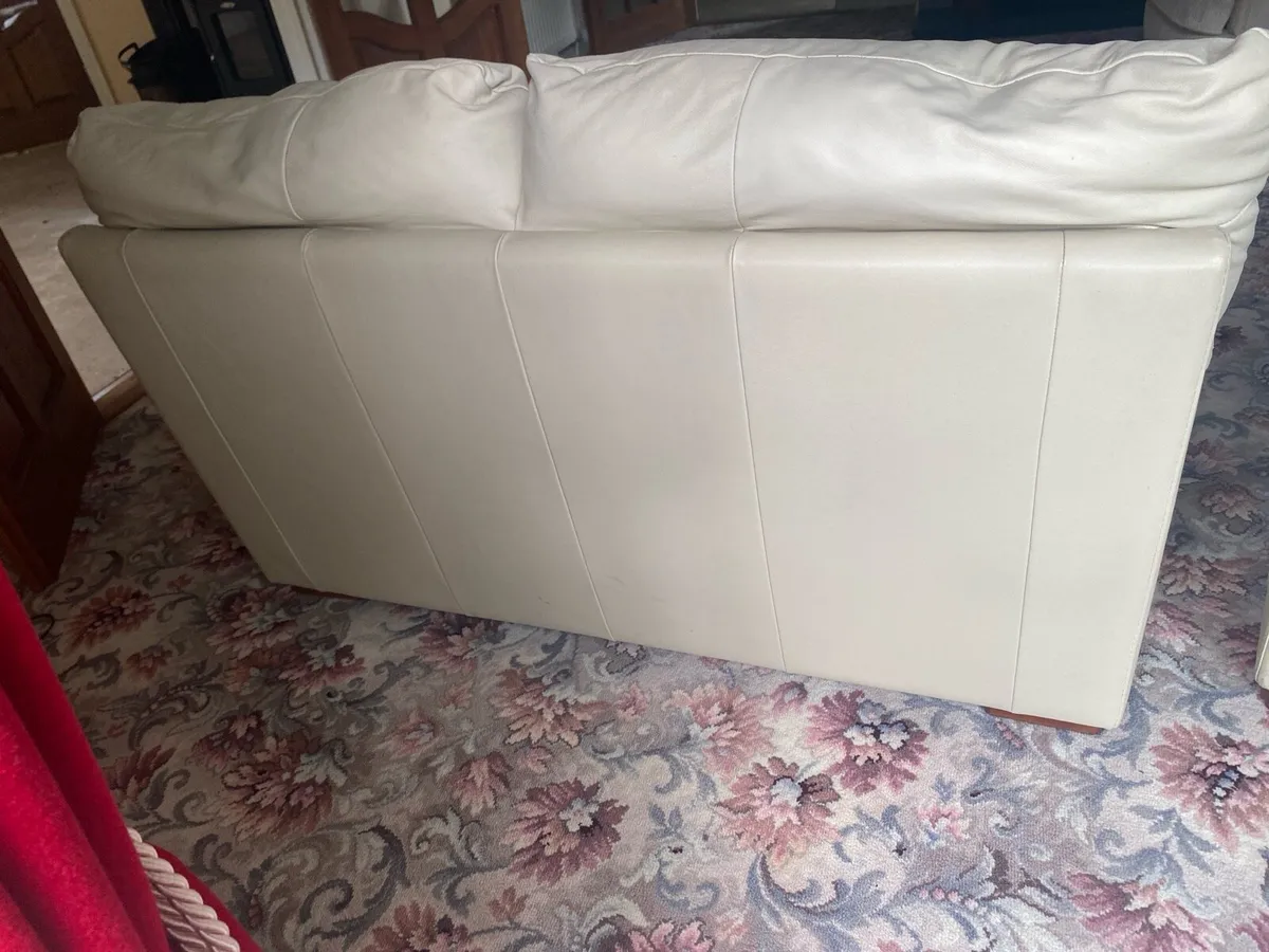 2 leather couches - Image 3