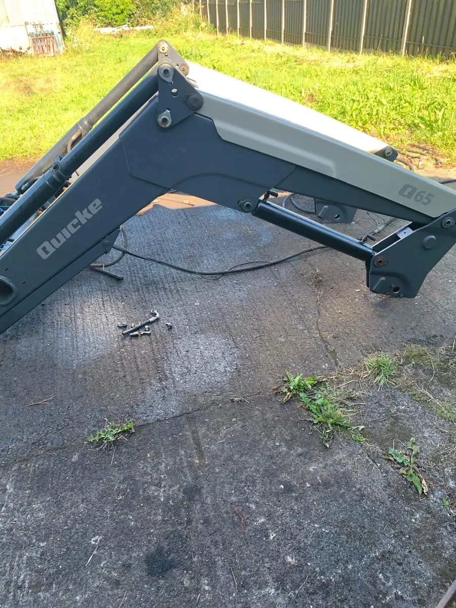 WANTED BRACKETS FOR NEW HOLLAND 8260 - Image 2