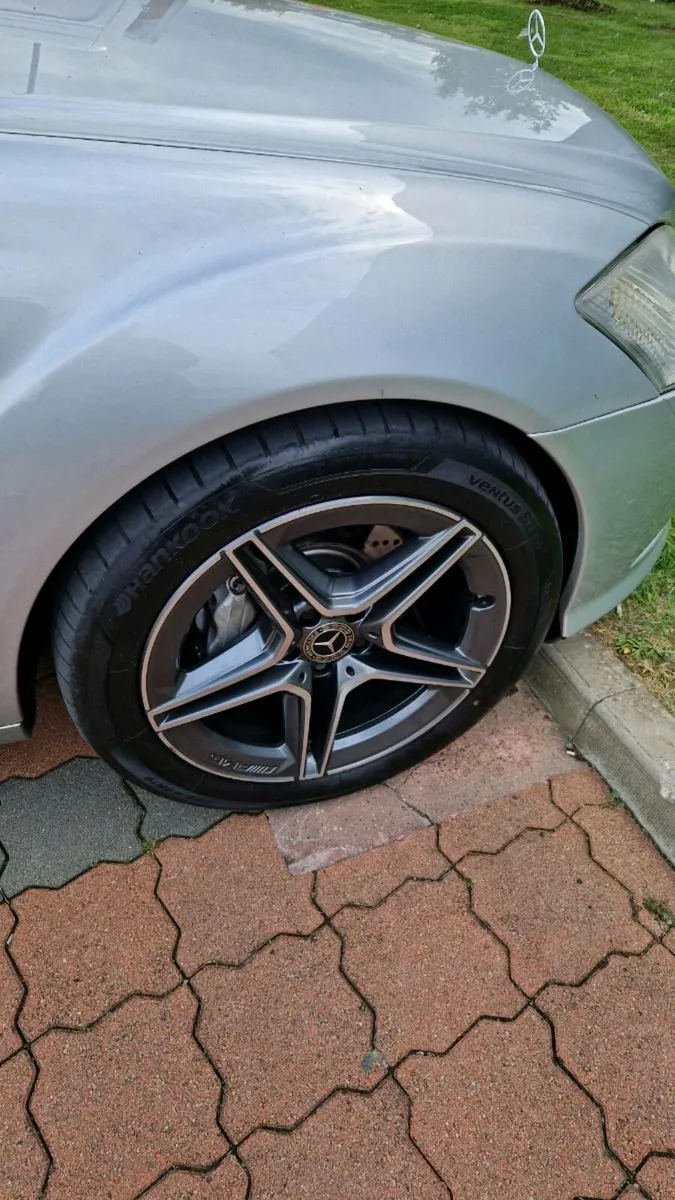 Mercedes S Class long wheal base - Image 2