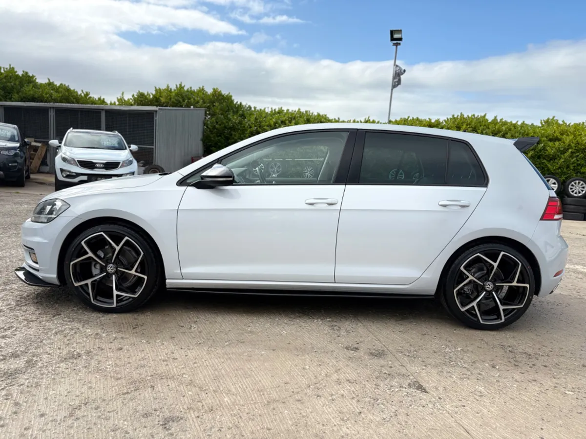 VW GOLF 2.0 GT TDI DSG 2017 AUTO - Image 2
