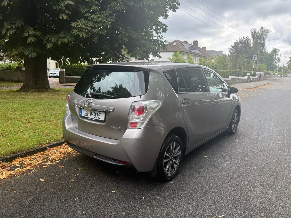 Toyota Verso 1.6 D Luna 7 seater - Image 4