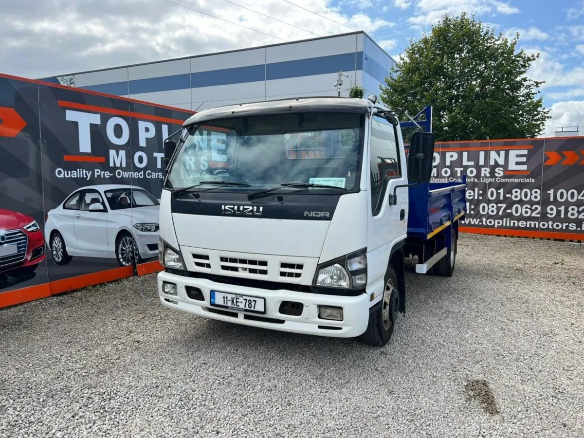 Isuzu NQR New Tipper//great Condition// Low KMS - Image 2
