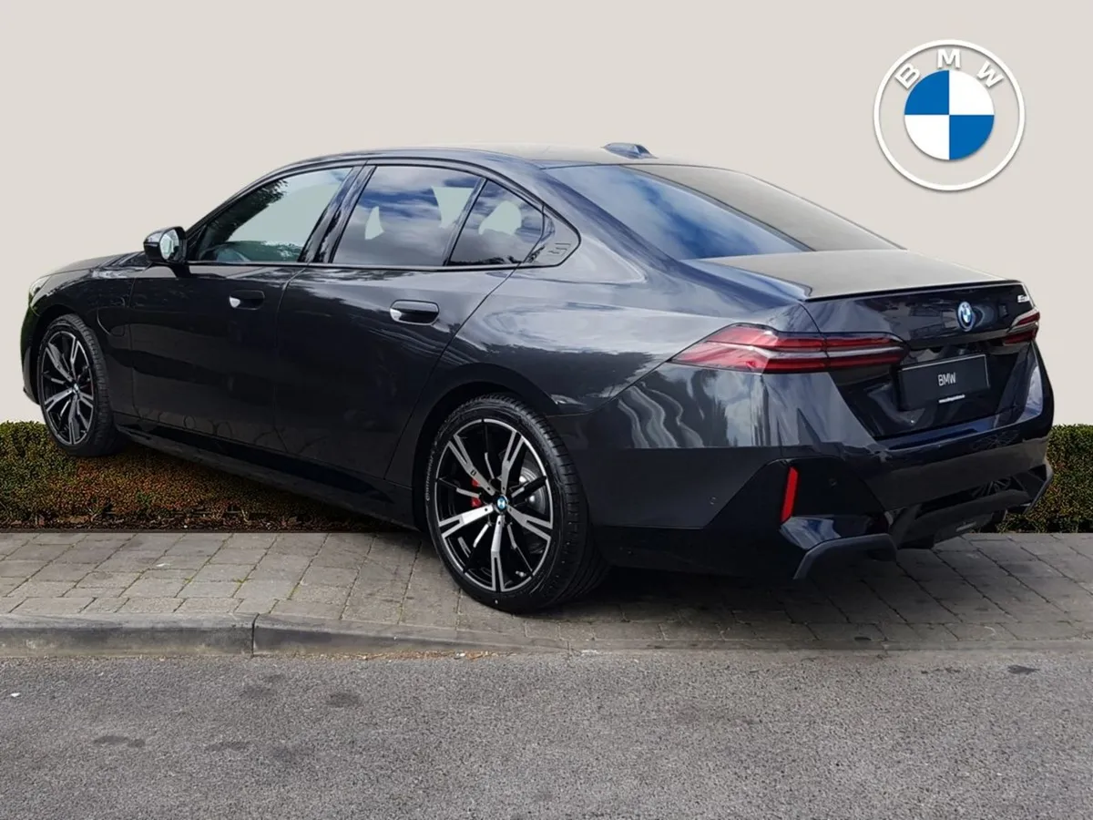 BMW 5 Series 530e M Sport - Image 2