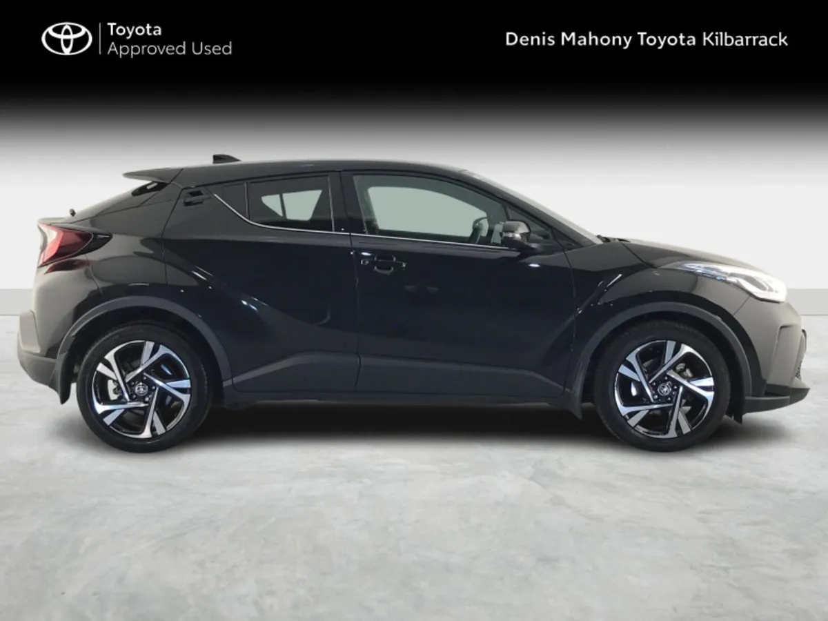 Toyota C-HR HYBRID SPORT - Image 3
