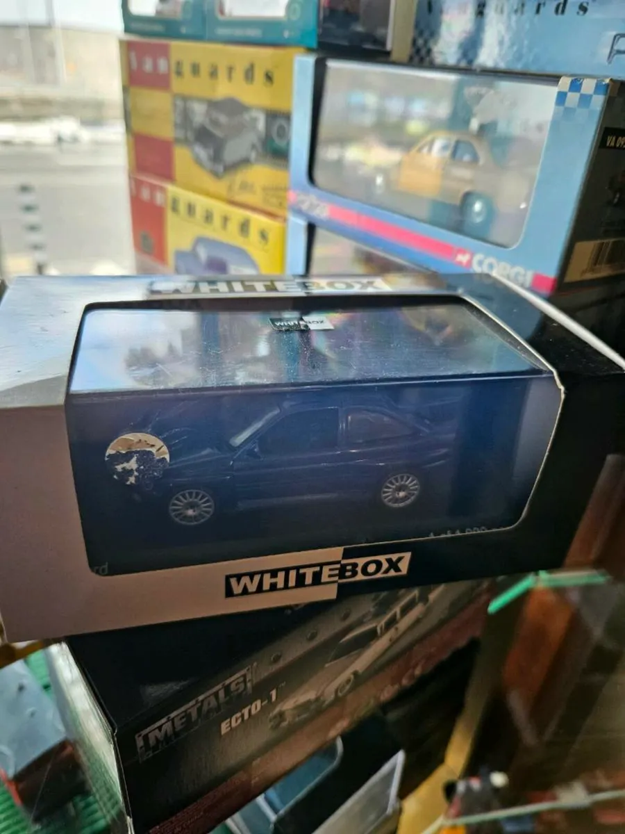 Corgi Whitenox Ford Escort RS Cosworth - Image 1