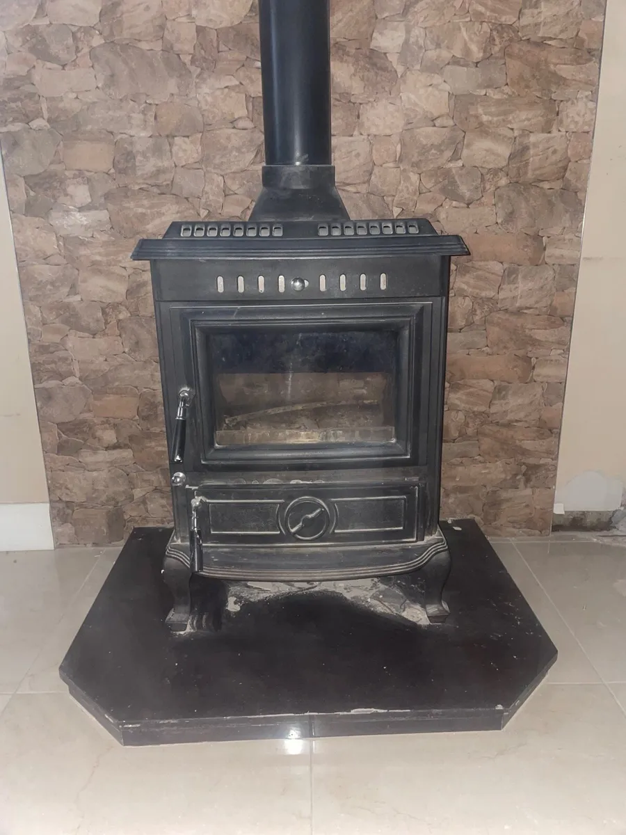Stove - Image 1