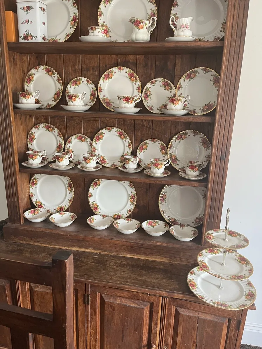 Royal Albert old country rose - Image 1