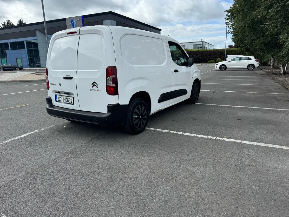 2020 citroen berlingo 1.5 HDI - Image 4